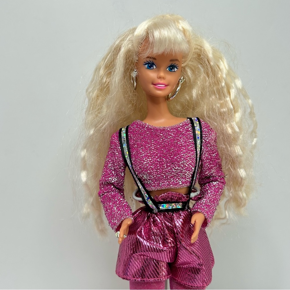 1994 Dance Moves Barbie Doll
